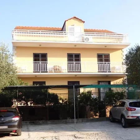 With Parking Space - 25951 Appartamento